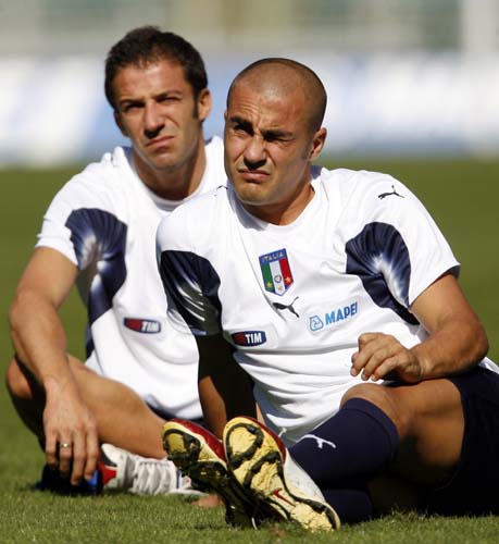 他与卢伟的 他与卢伟的